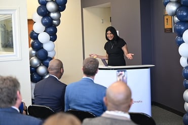 55194079199_7ac5a6a6c3_c