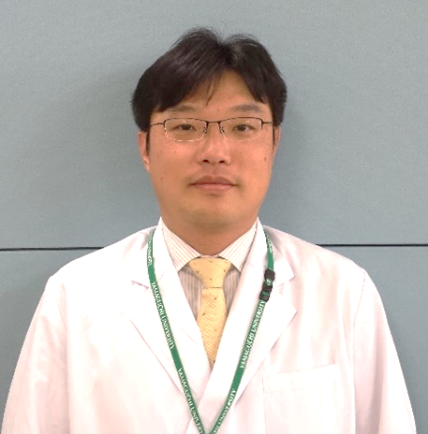 Associate Professor, Taro Takami