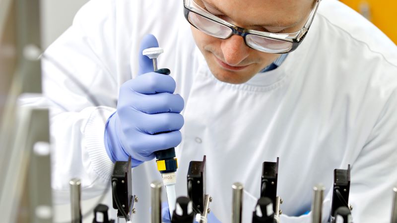 Researcher in REPROCELL Glasgow